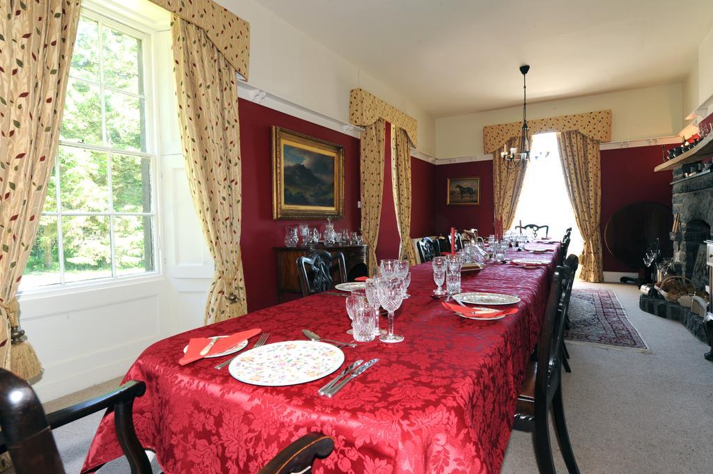 Boulston Manor Guest House Haverfordwest Exterior foto