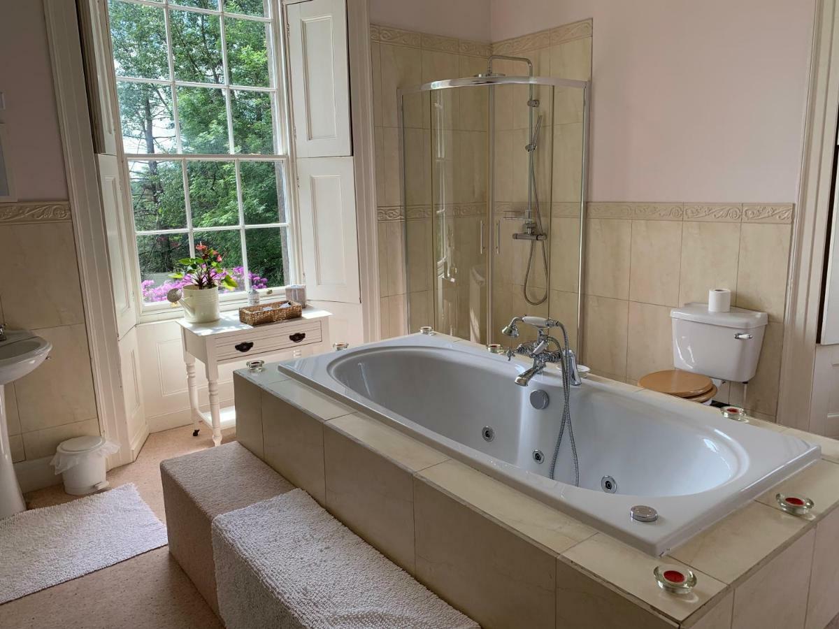 Boulston Manor Guest House Haverfordwest Exterior foto